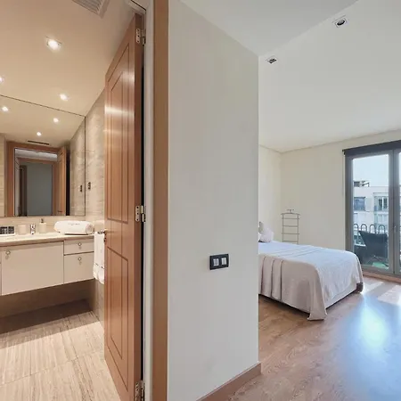 Unique Diagonal Iii Apartment